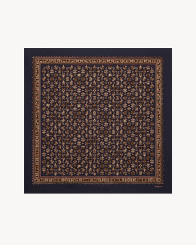 square scarf in medallion silk twill