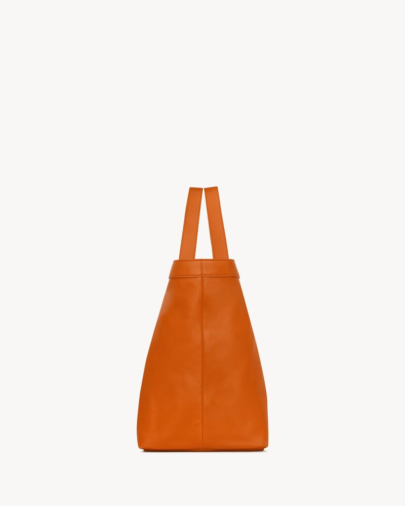 Y tote in leather