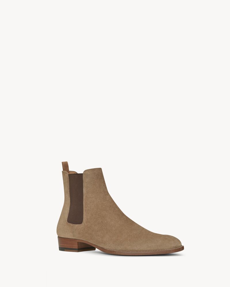 wyatt chelsea boots in suede