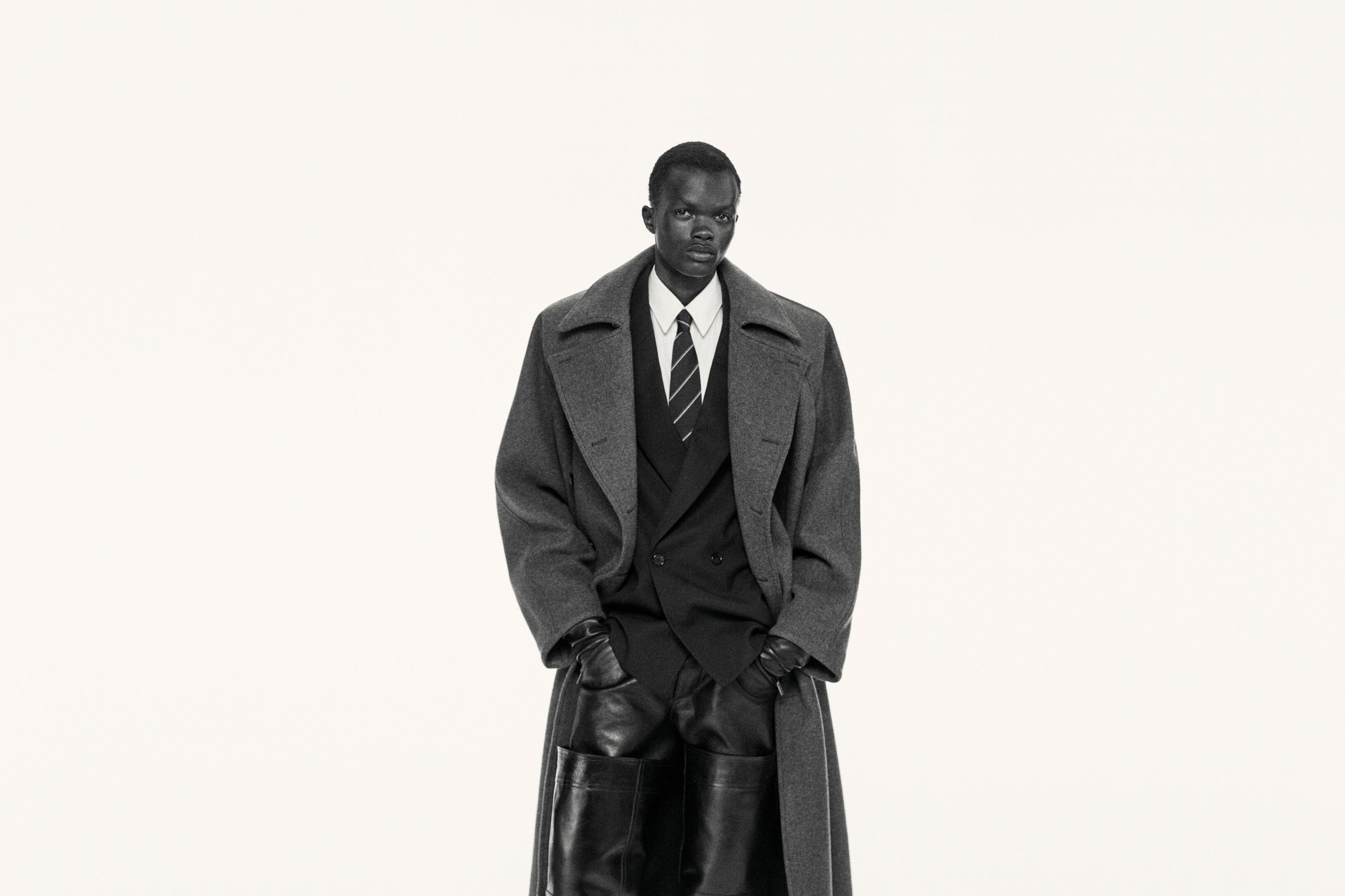 Homepage YSL > MEN’S FALL 25 V2