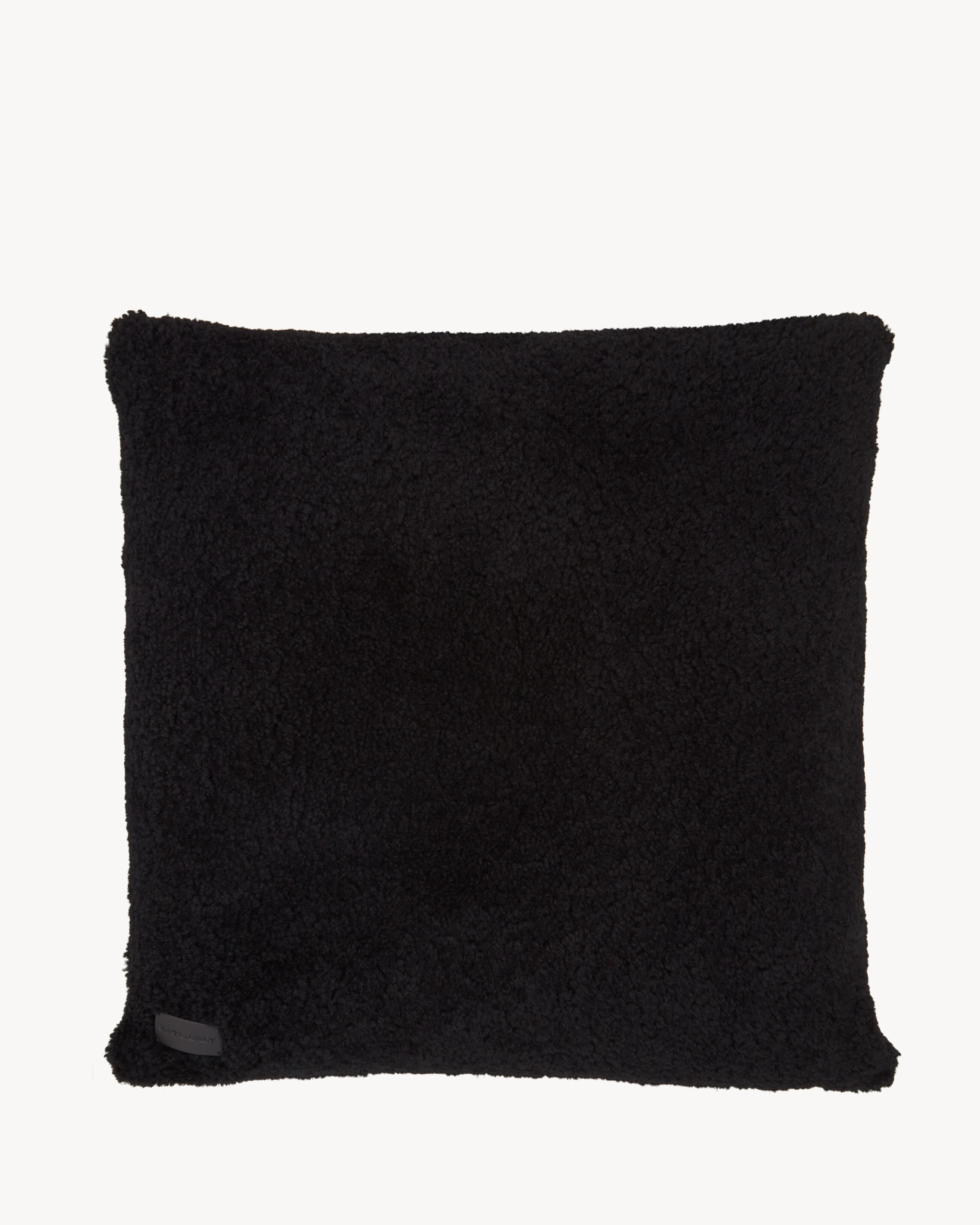 CUSHION IN SHEARLING
