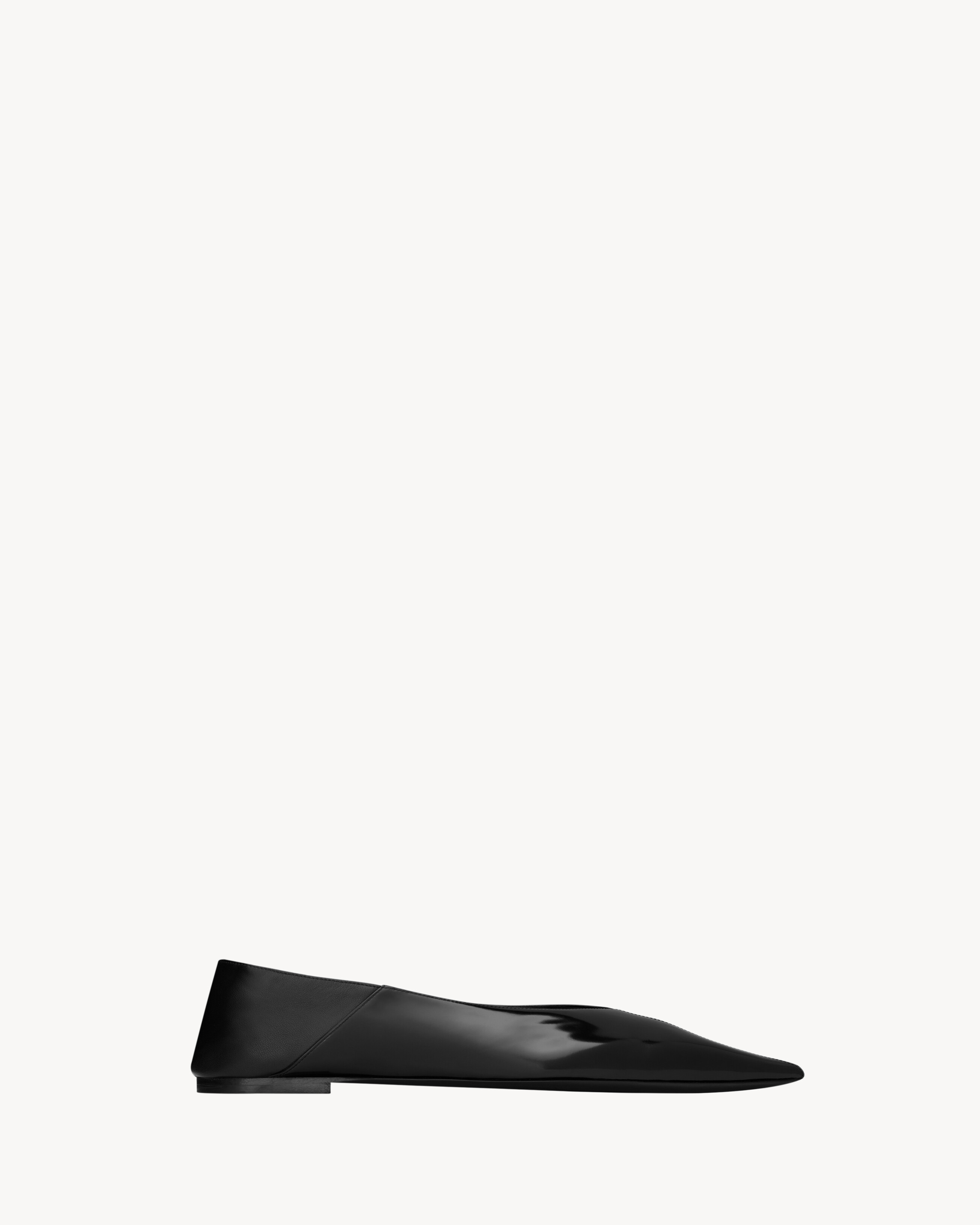 NOUR slippers in leather