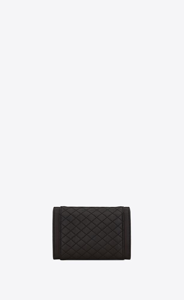 — YSL's envelope chain wallet gives casual dressing