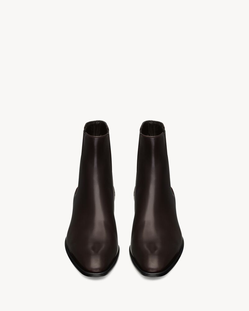 Wyatt chelsea boots in smooth leather