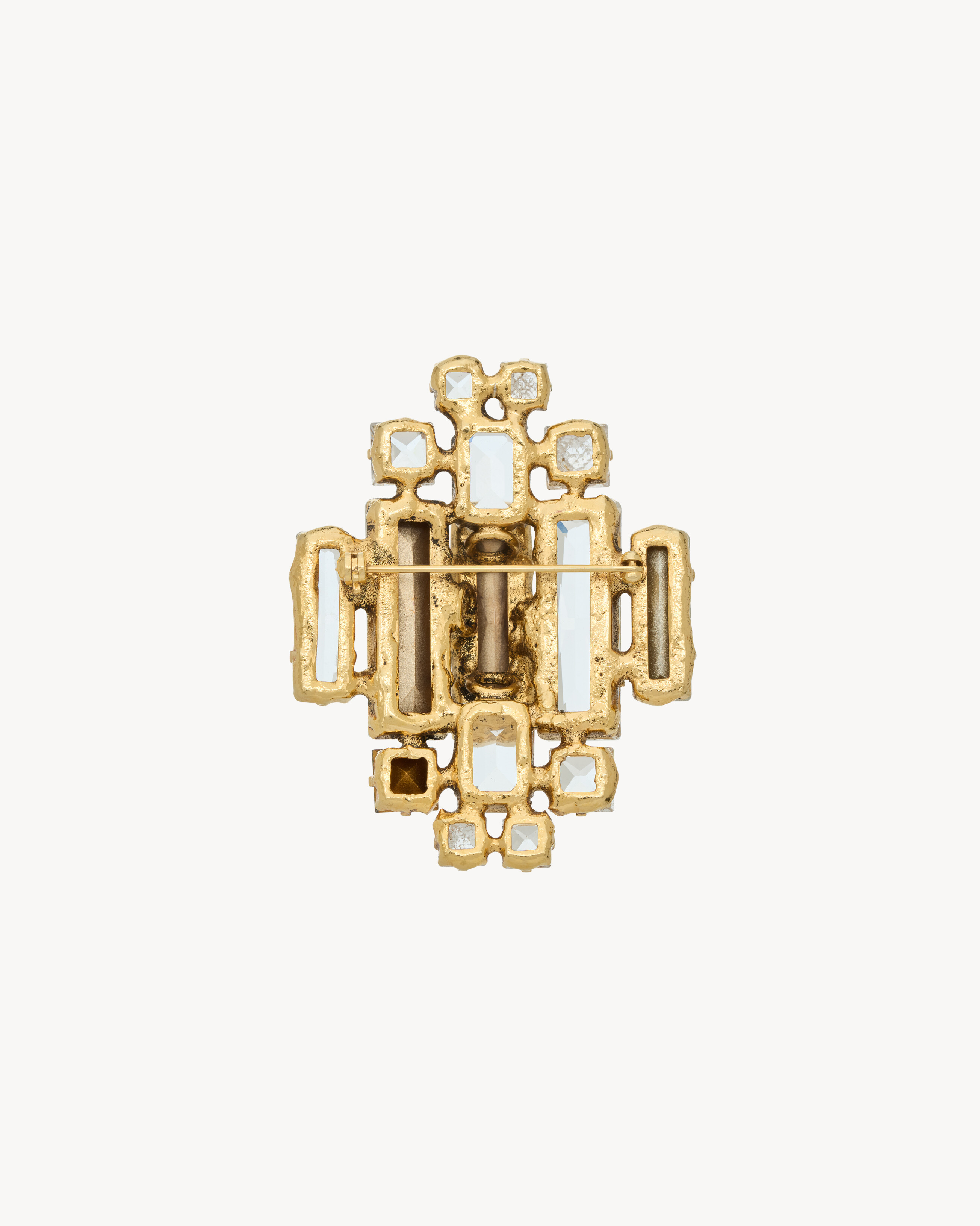 Crystal medallion brooch in metal
