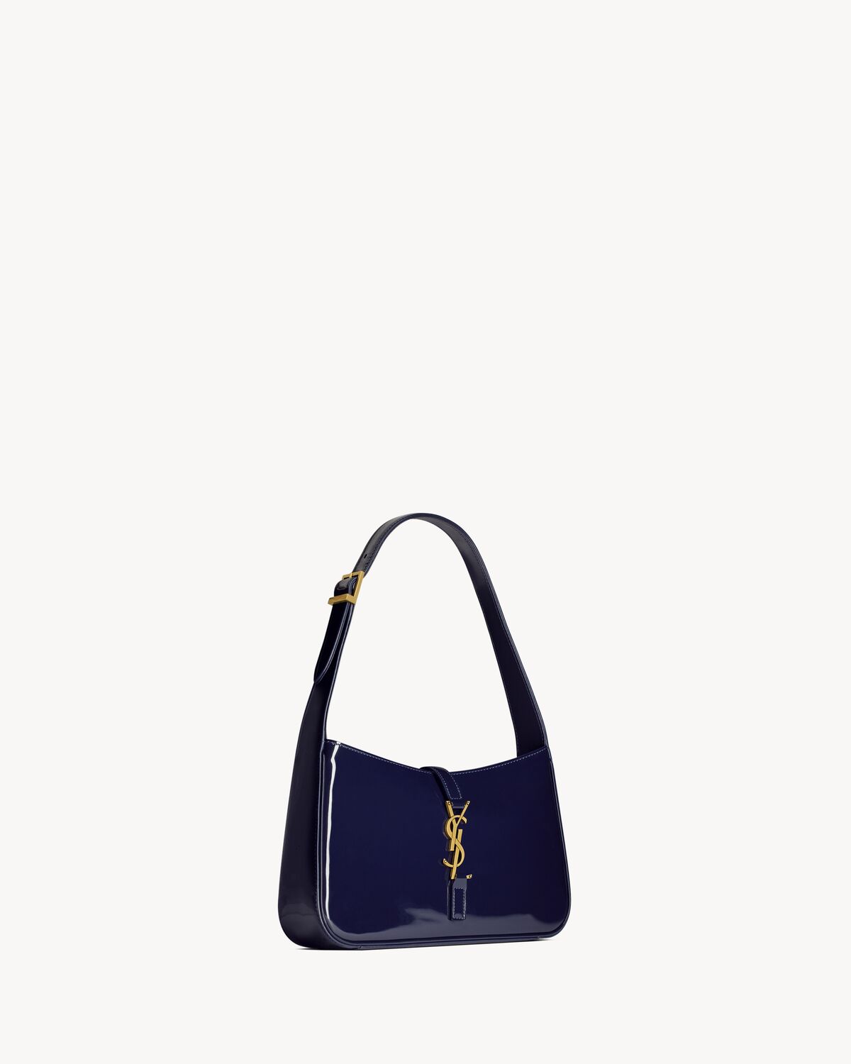 생로랑 페이턴트 가죽 소재 LE 5 À 7 숄더백 657228B870W4150