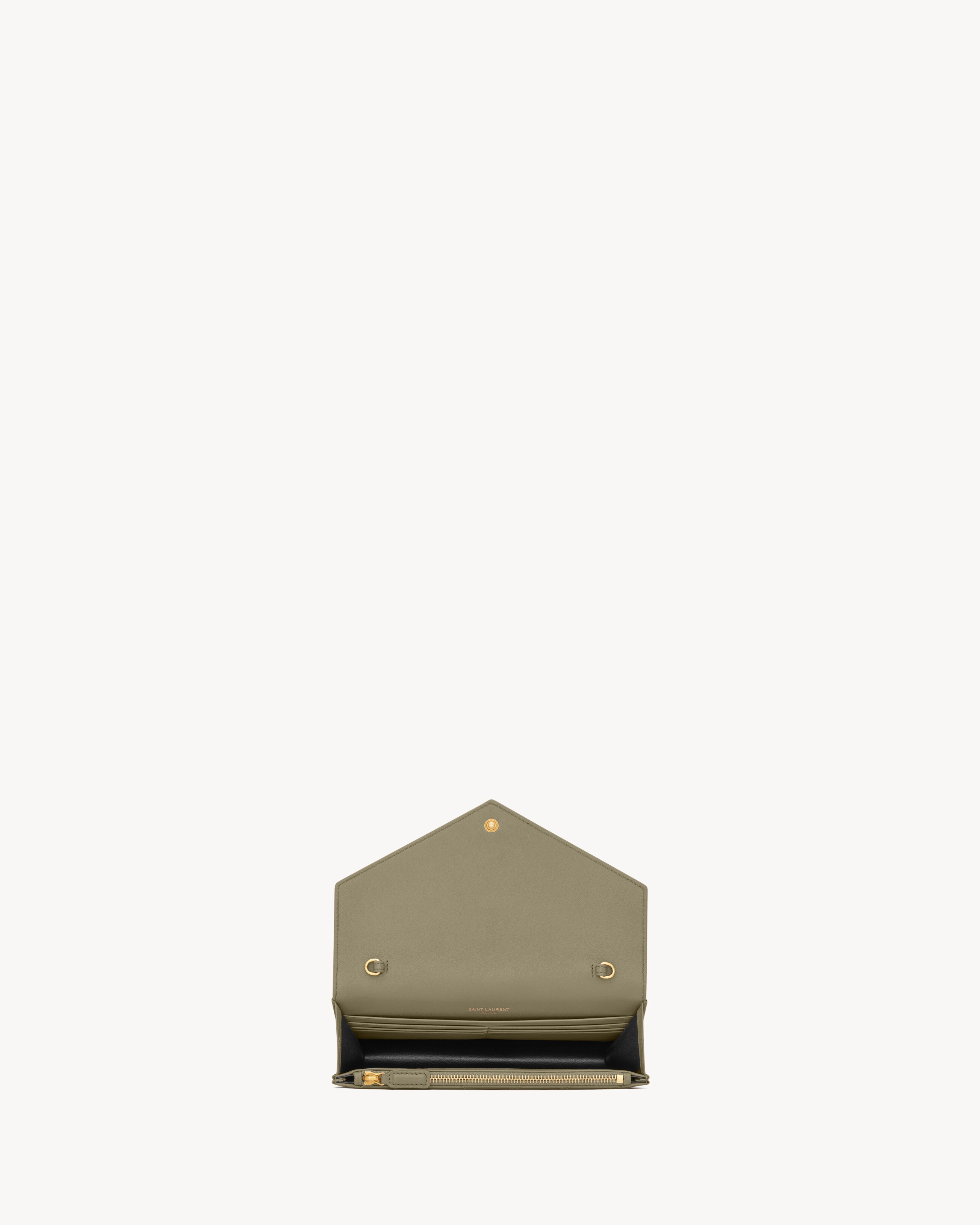 CASSANDRE ENVELOPE CHAIN WALLET EN CUIR D'AGNEAU
