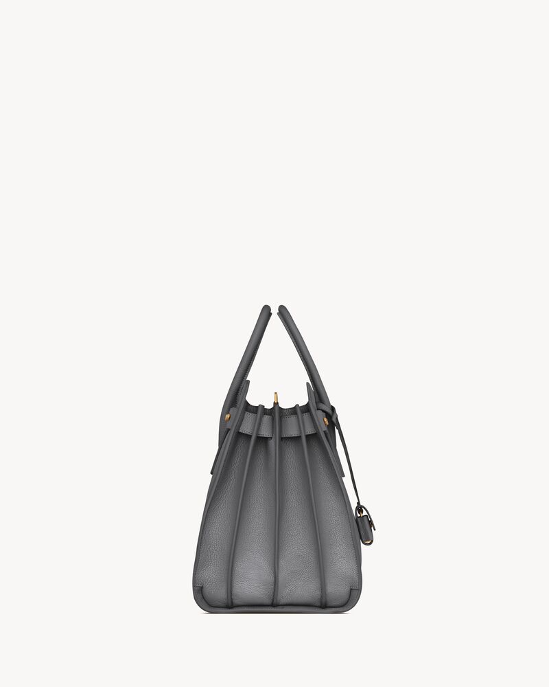 SAC DE JOUR MEDIUM IN SUPPLE GRAINED LEATHER