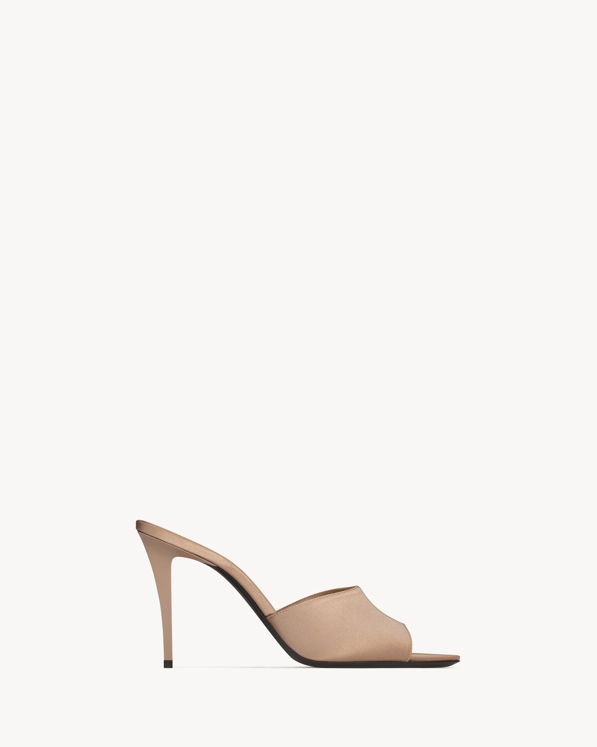 Mule Romy in crêpe satin