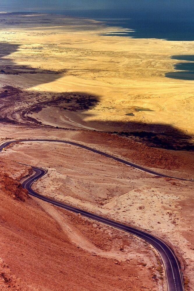 SL Editions > Fanzine > Zachary Handley > Slider Soft > Visual 3