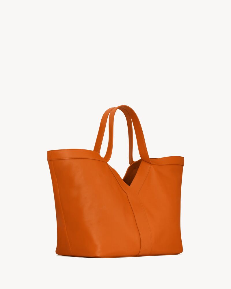 Y tote in leather