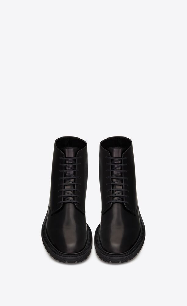 army laced boots in smooth leather