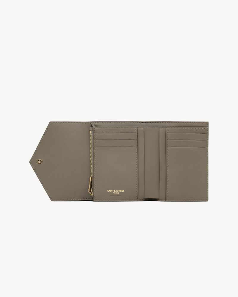 1897 · Trifold Wallet | Multi/Khaki