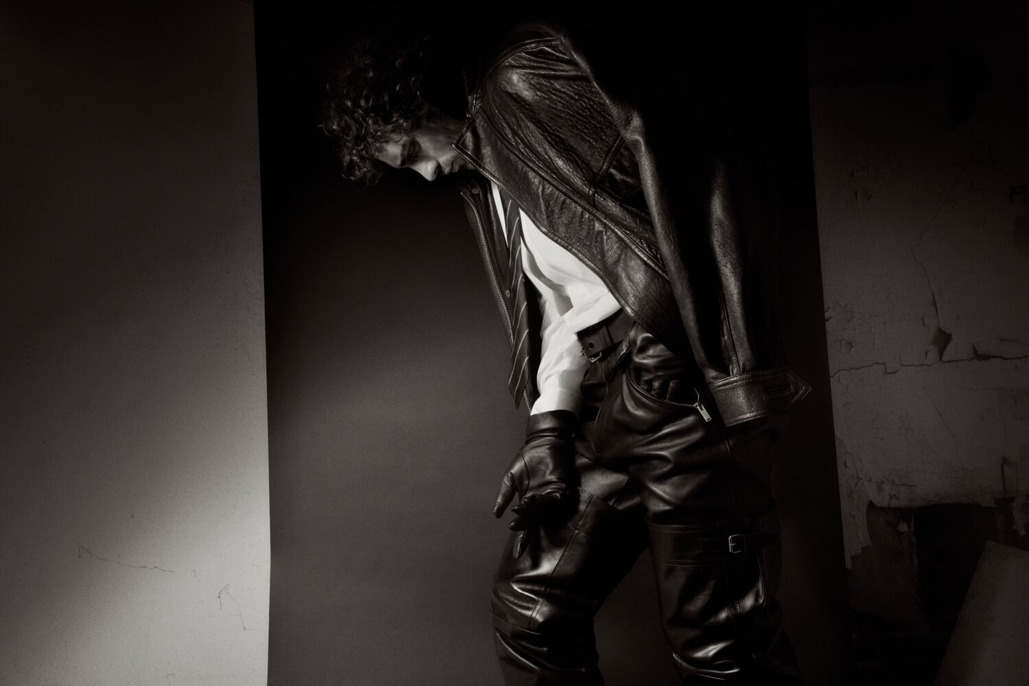 Men Campaign > Winter 25 > Single 3