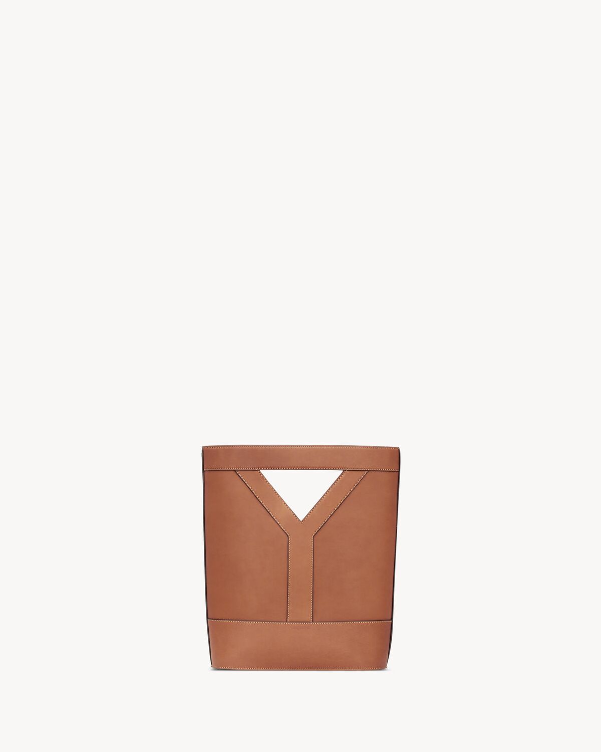 y small bucket in leather