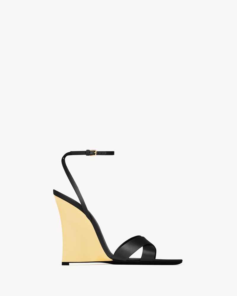 LUCIENNE wedges in satin crepe