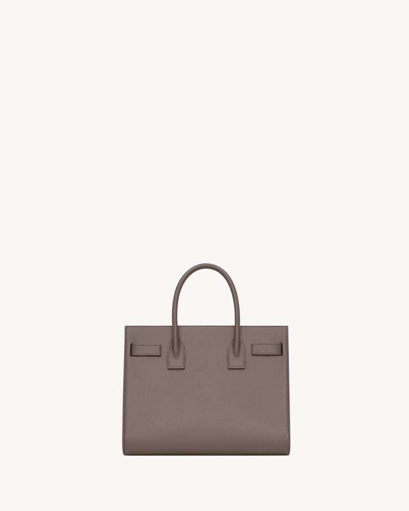 SAC DE JOUR baby号光滑皮革手袋