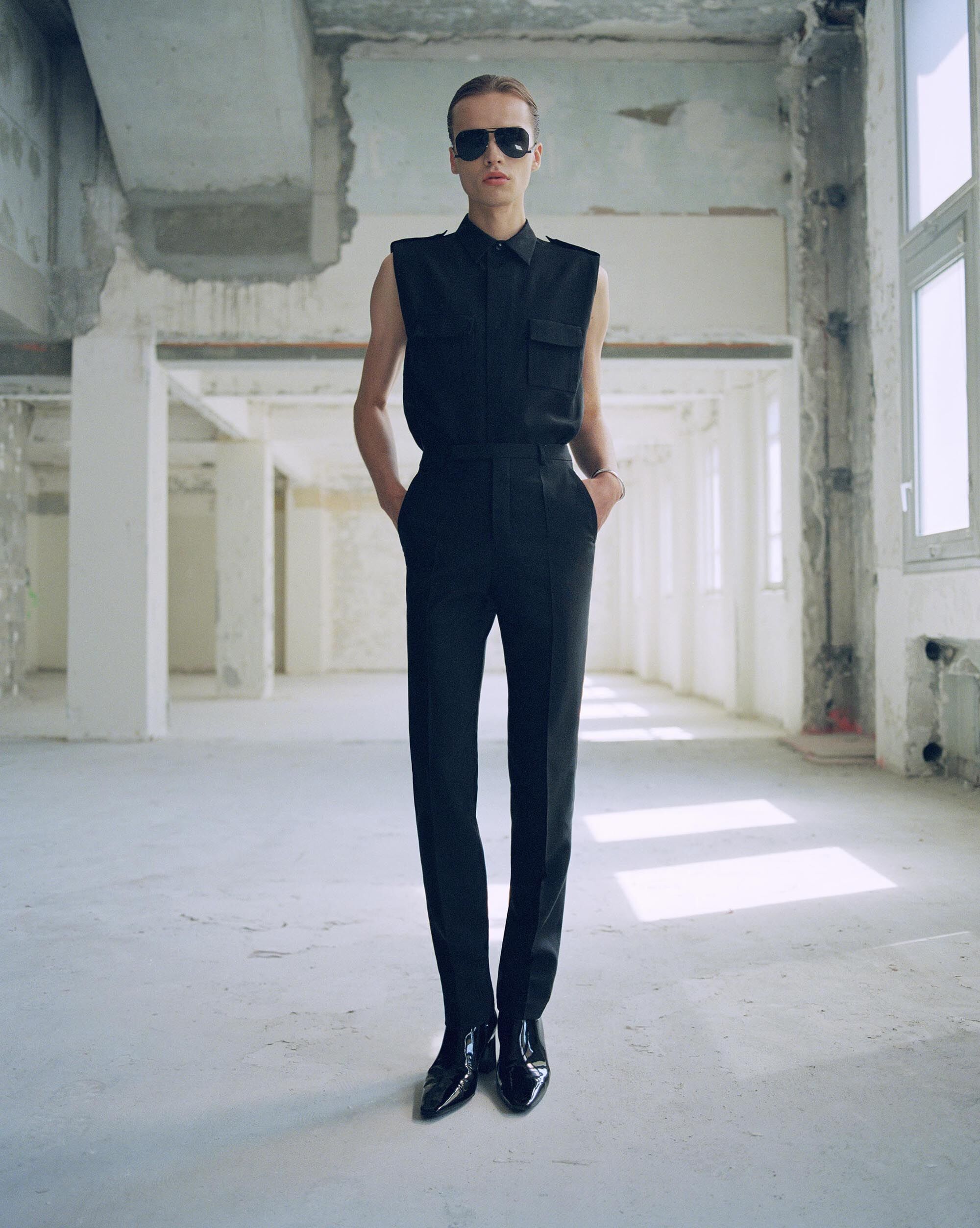 Saharienne Sleeveless Shirt in Faille