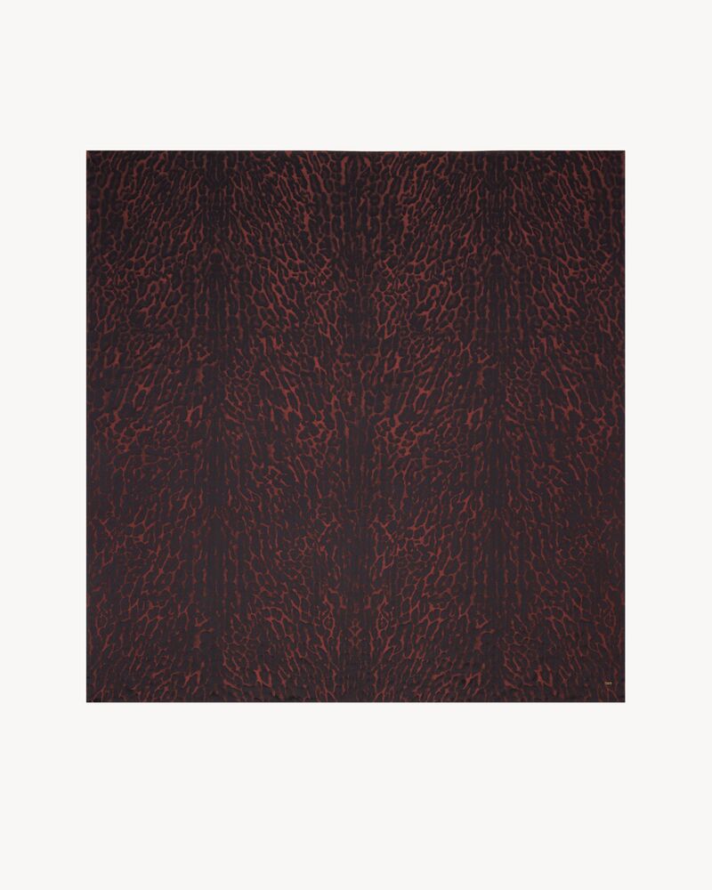 LARGE SQUARE SCARF IN LEOPARD SILK AND CASHMERE