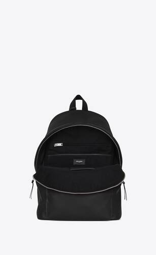 city backpack in matte leather