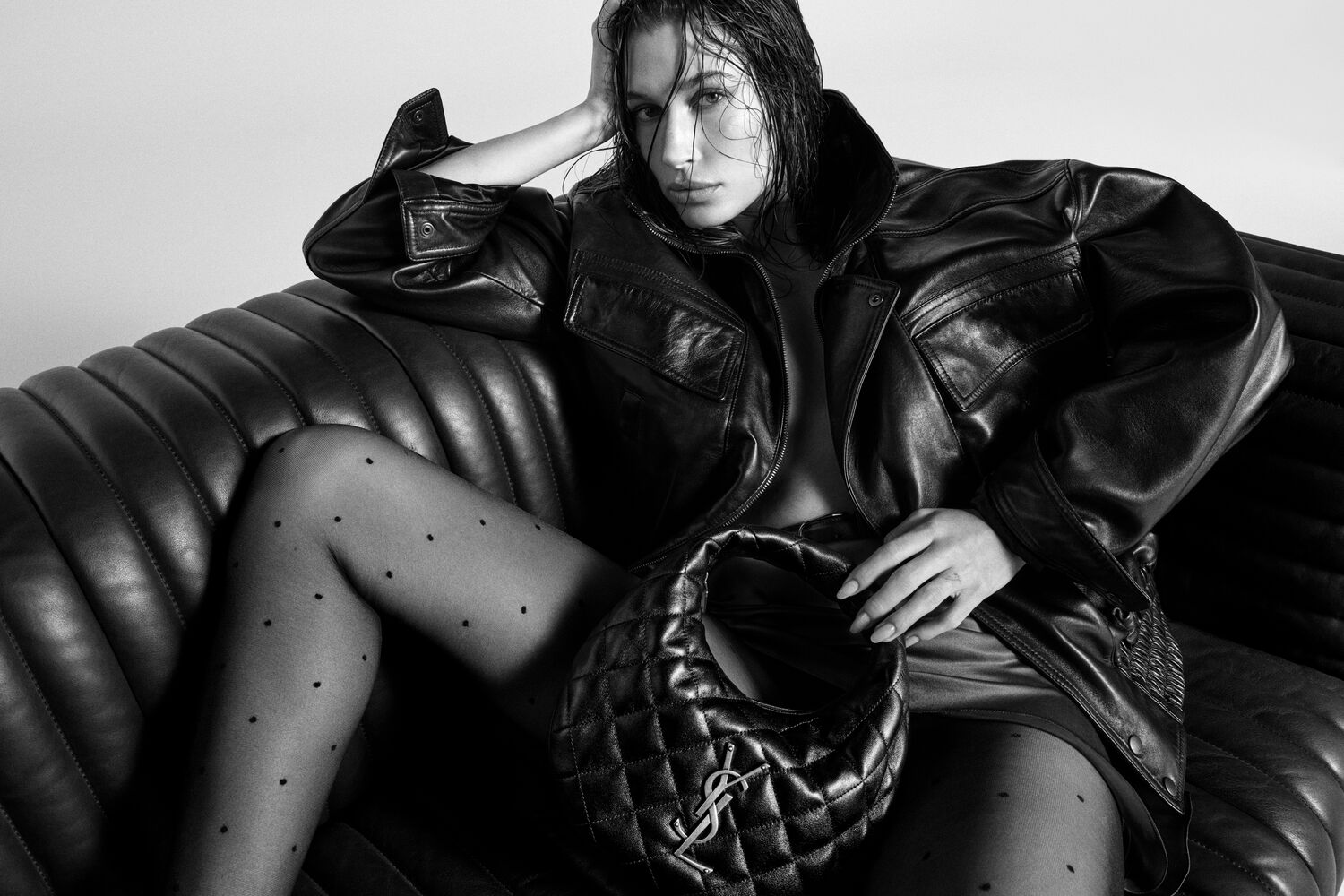 Women Campaign > Fall/Winter 25 > Single 7