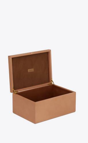 box in vegetable-tanned leather
