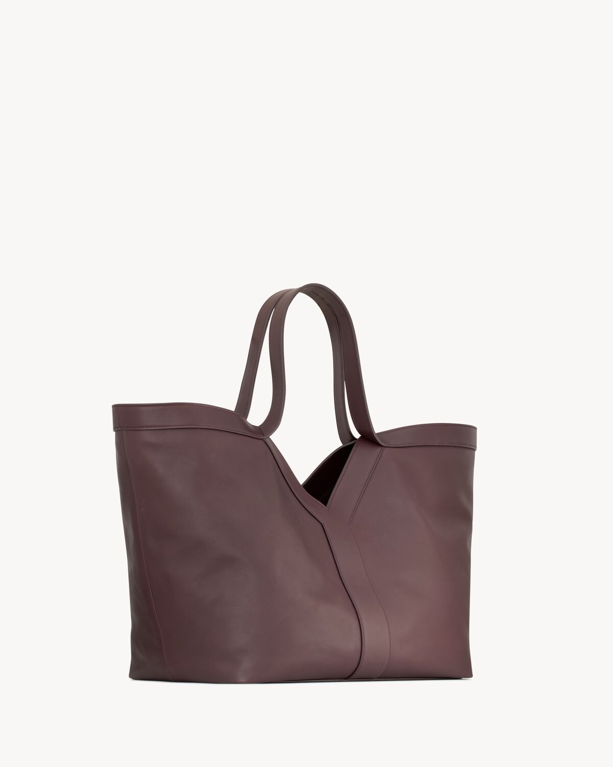 y tote in leather