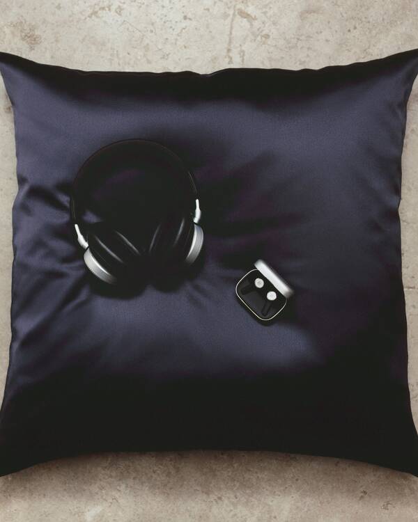 RD > LIFESTYLE >Double 1 > Tech > Image