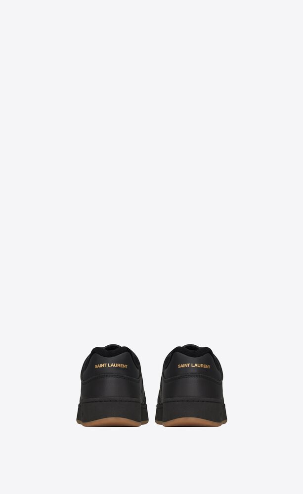 SL/61 low-top sneakers in grained leather | Saint Laurent | YSL.com