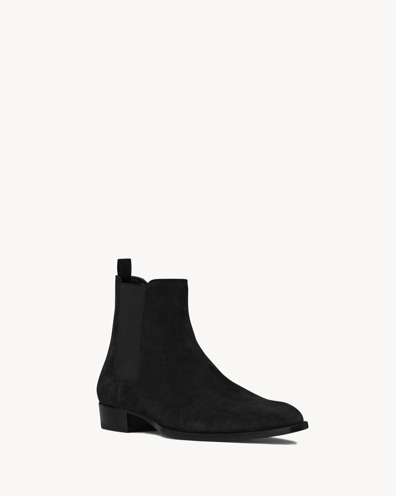 wyatt 30 chelsea boot in black suede