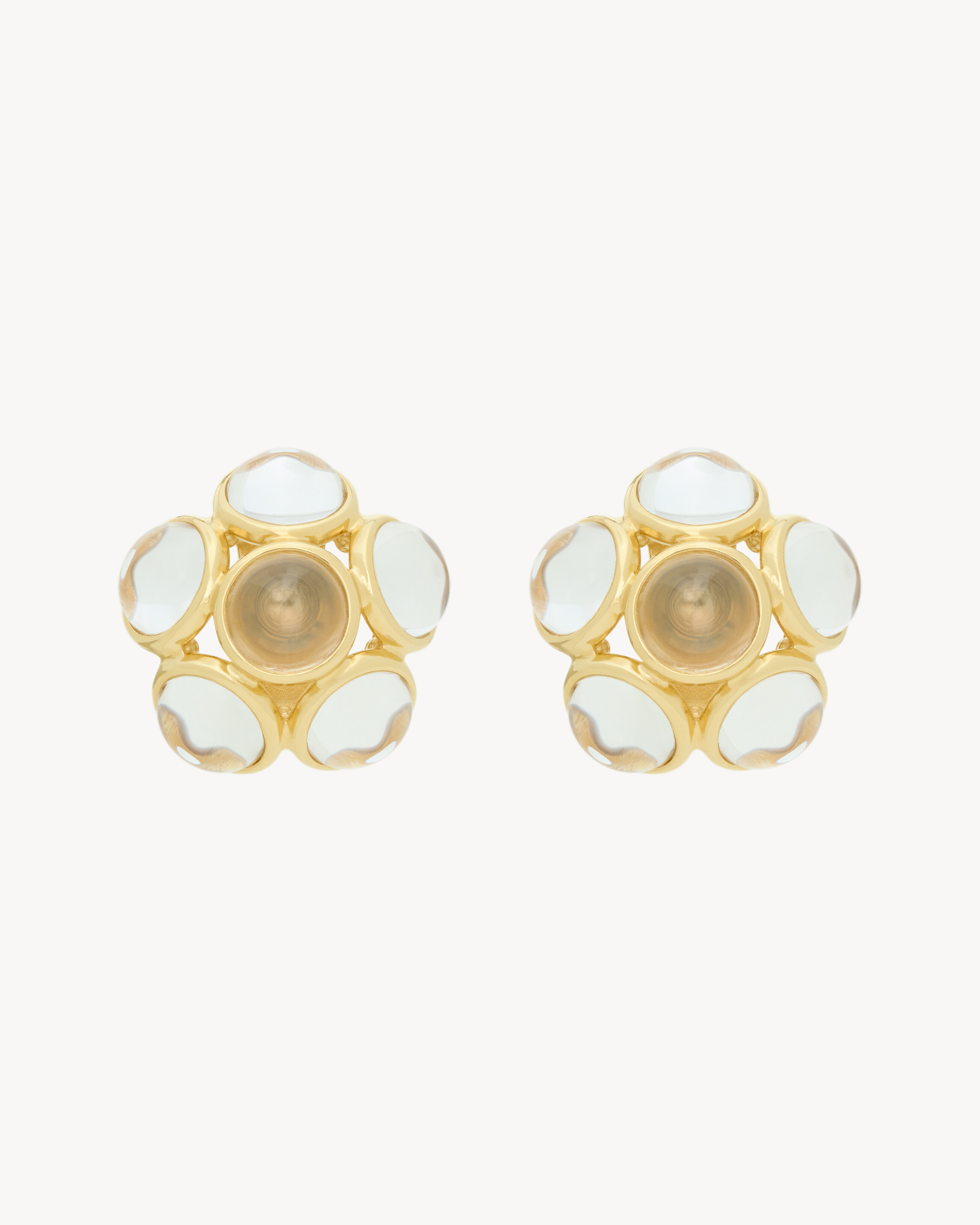 Pendientes en forma de flor de resina y metal
