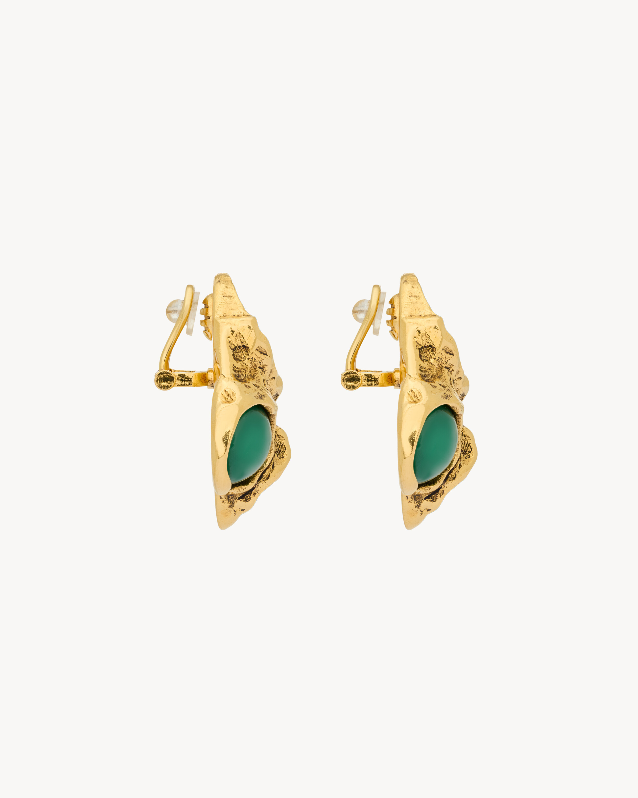 PENDIENTES DE RESINA Y METAL CON CABUJONES EN FORMA DE BURBUJAS.