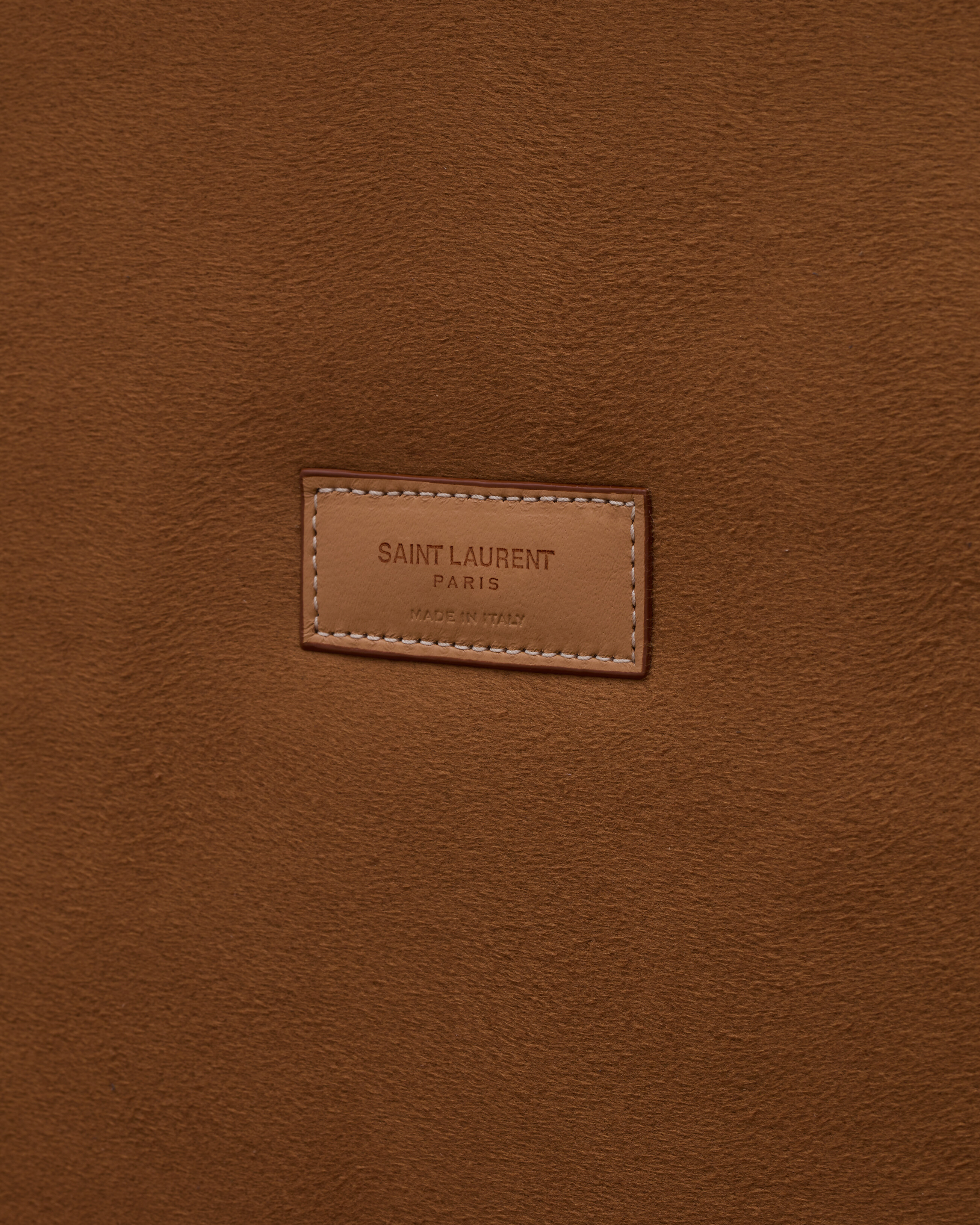 LARGE BOX IN VEGETABLE-TANNED LEATHER