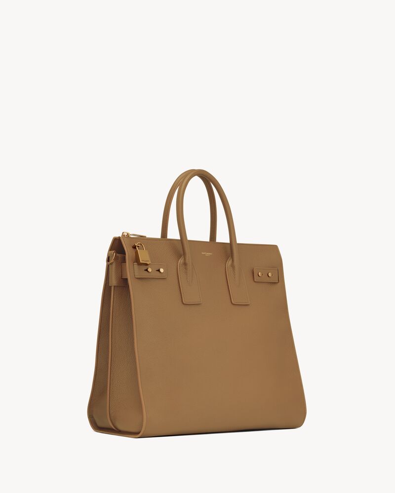 Sac de jour north south tote in grained leather Clearance