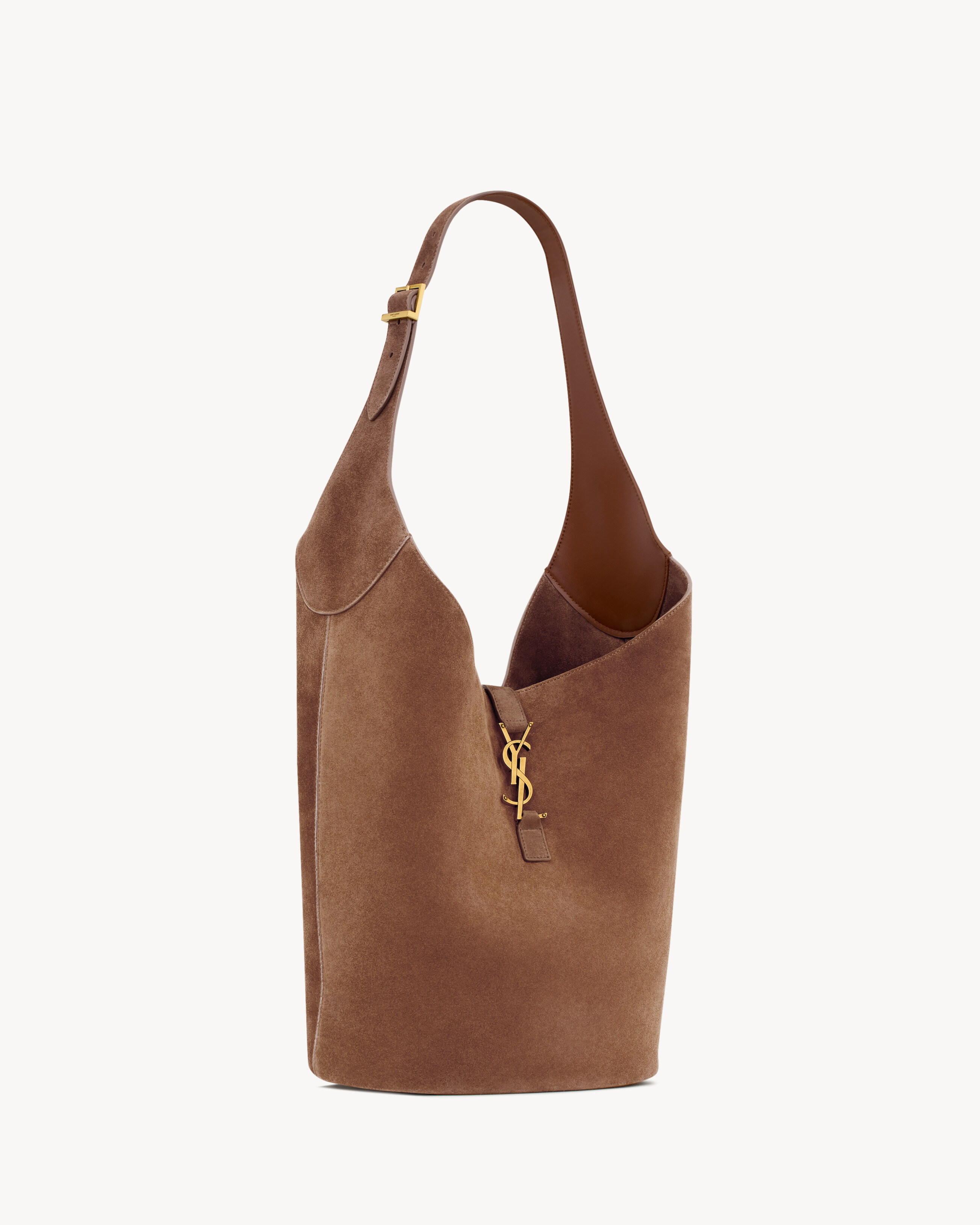 LE 5 À 7 HOBO aus Veloursleder