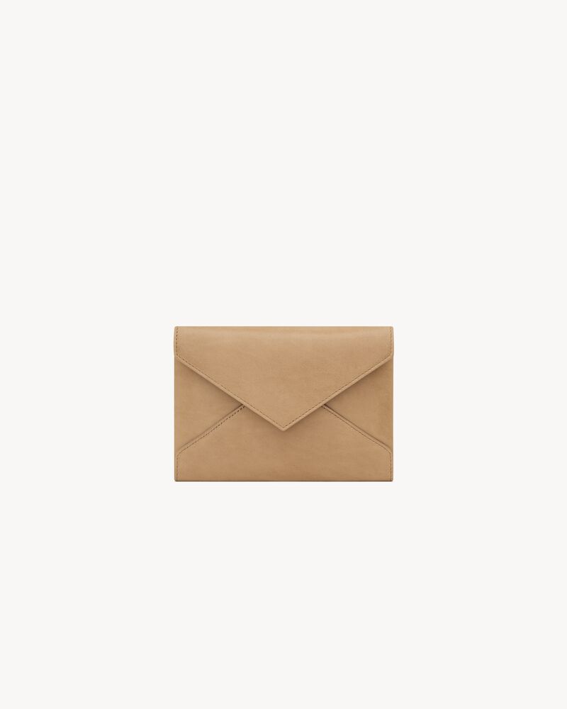 LETTER passport case in leather