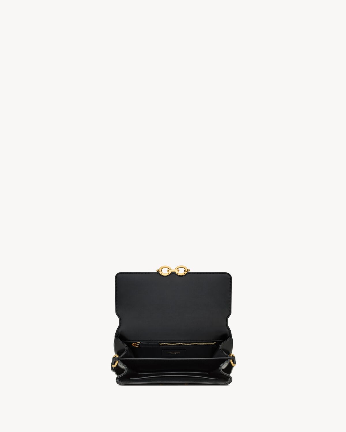 le maillon in quilted shiny leather