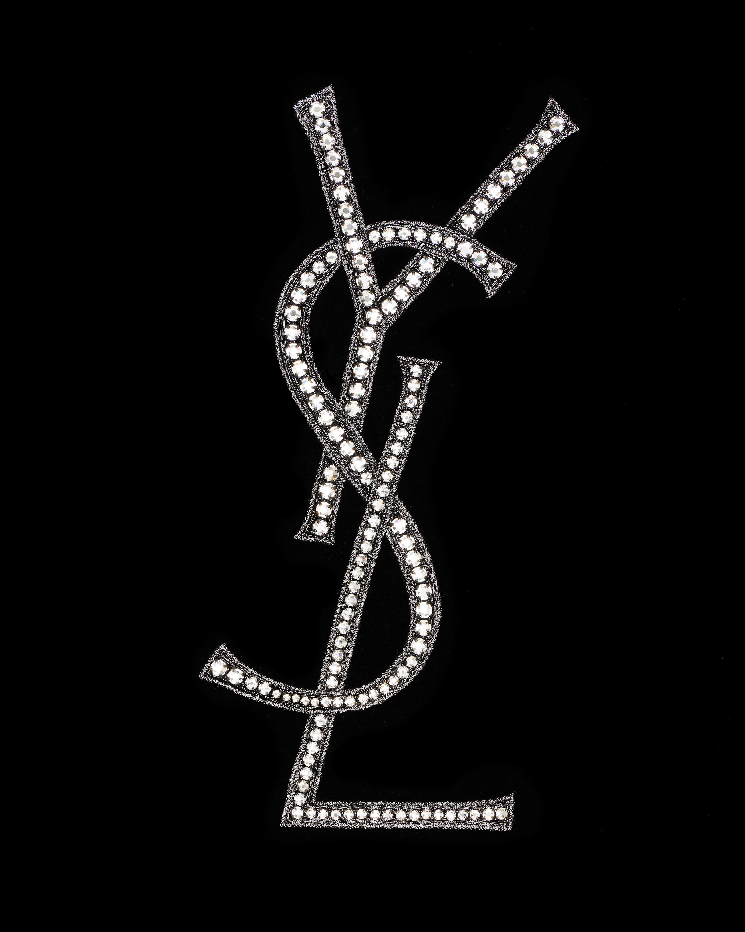 코튼 벨벳 소재의 YSL 오버사이즈 피코트