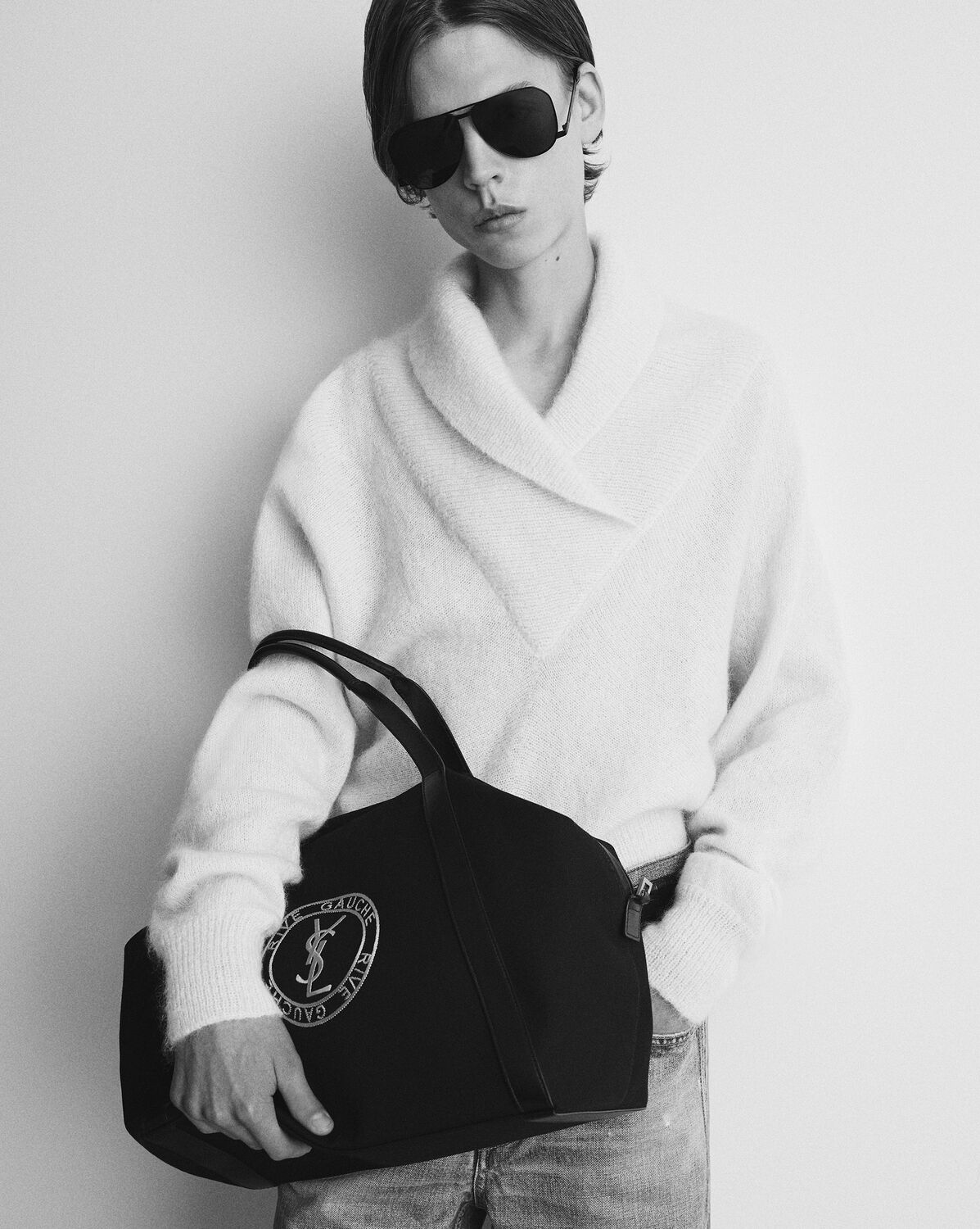 생로랑 캔버스 리브 고쉬 볼링 토트백 774048FAC3I1075