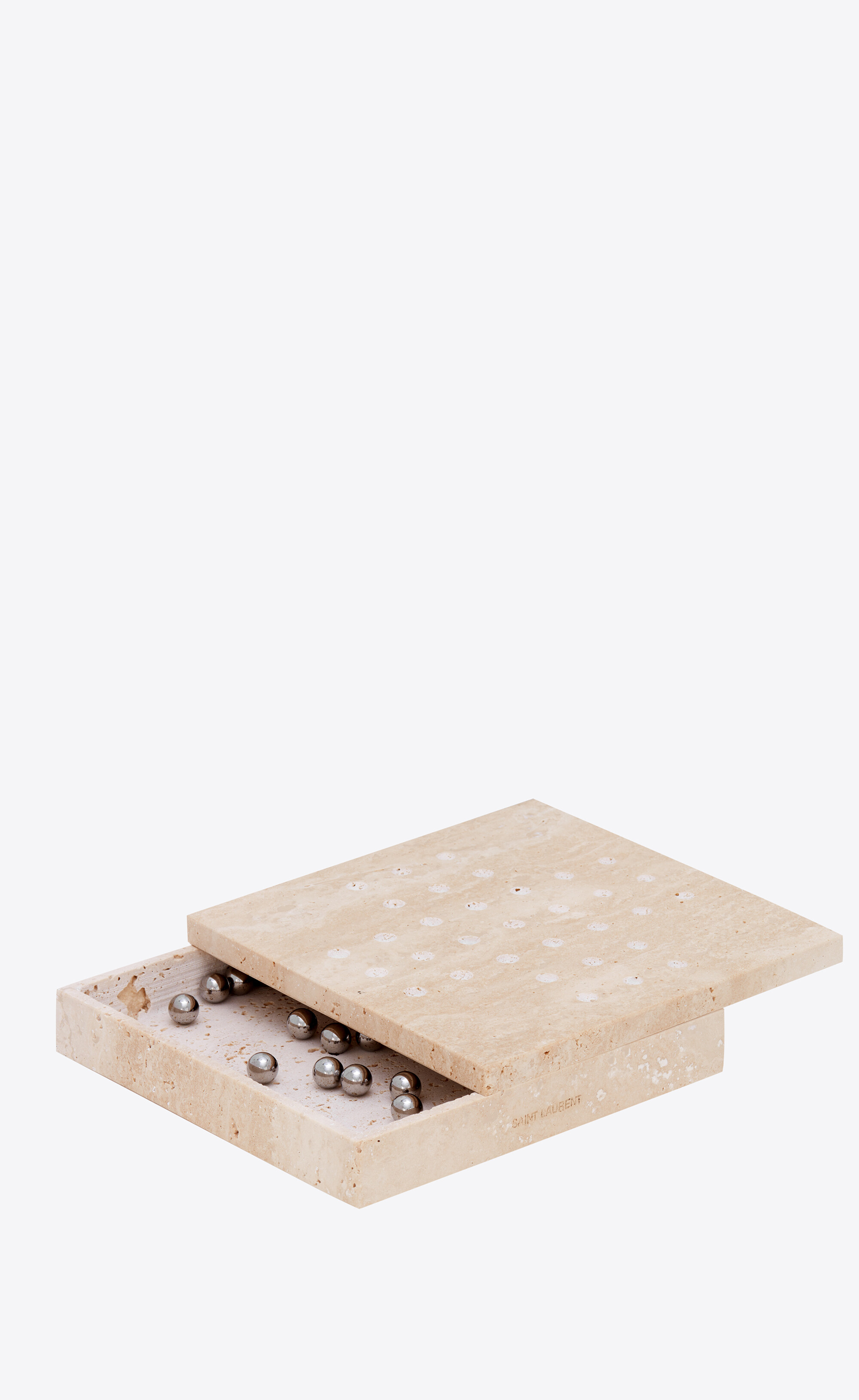 SOLITAIRE IN TRAVERTINE