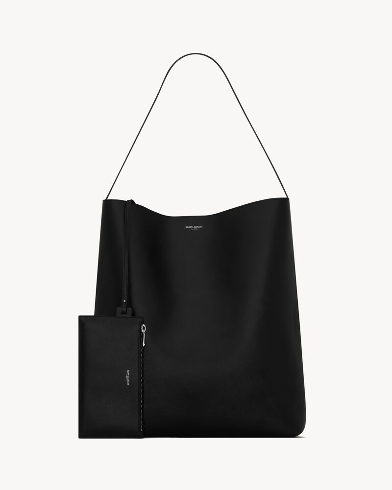 BOLD hobo bag in smooth leather