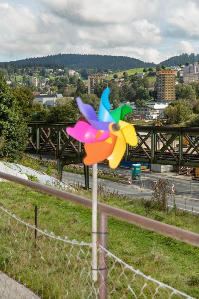 SL Editions > Fanzine > Jonathan LLense > Slider > Visual 20 > image