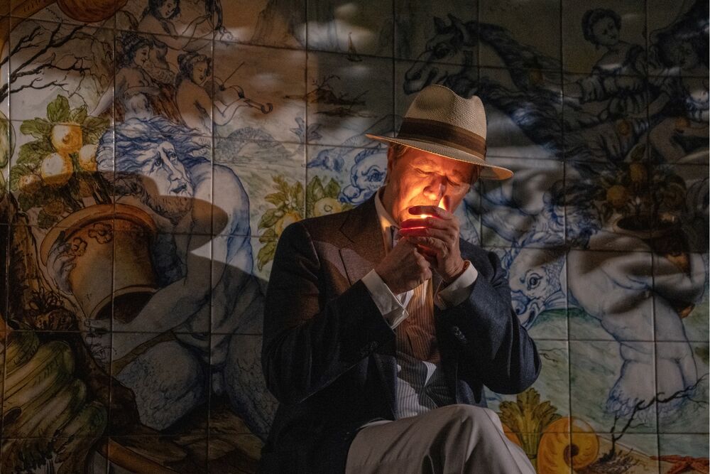 SL PRODUCTIONS > EMILIA PEREZ > SLIDER > FRAME 1