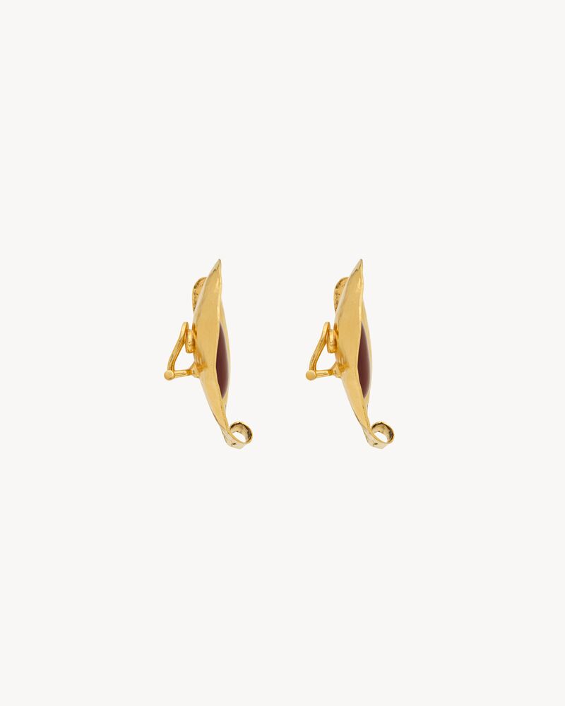 Boucles d’oreilles pétales en résine et métal