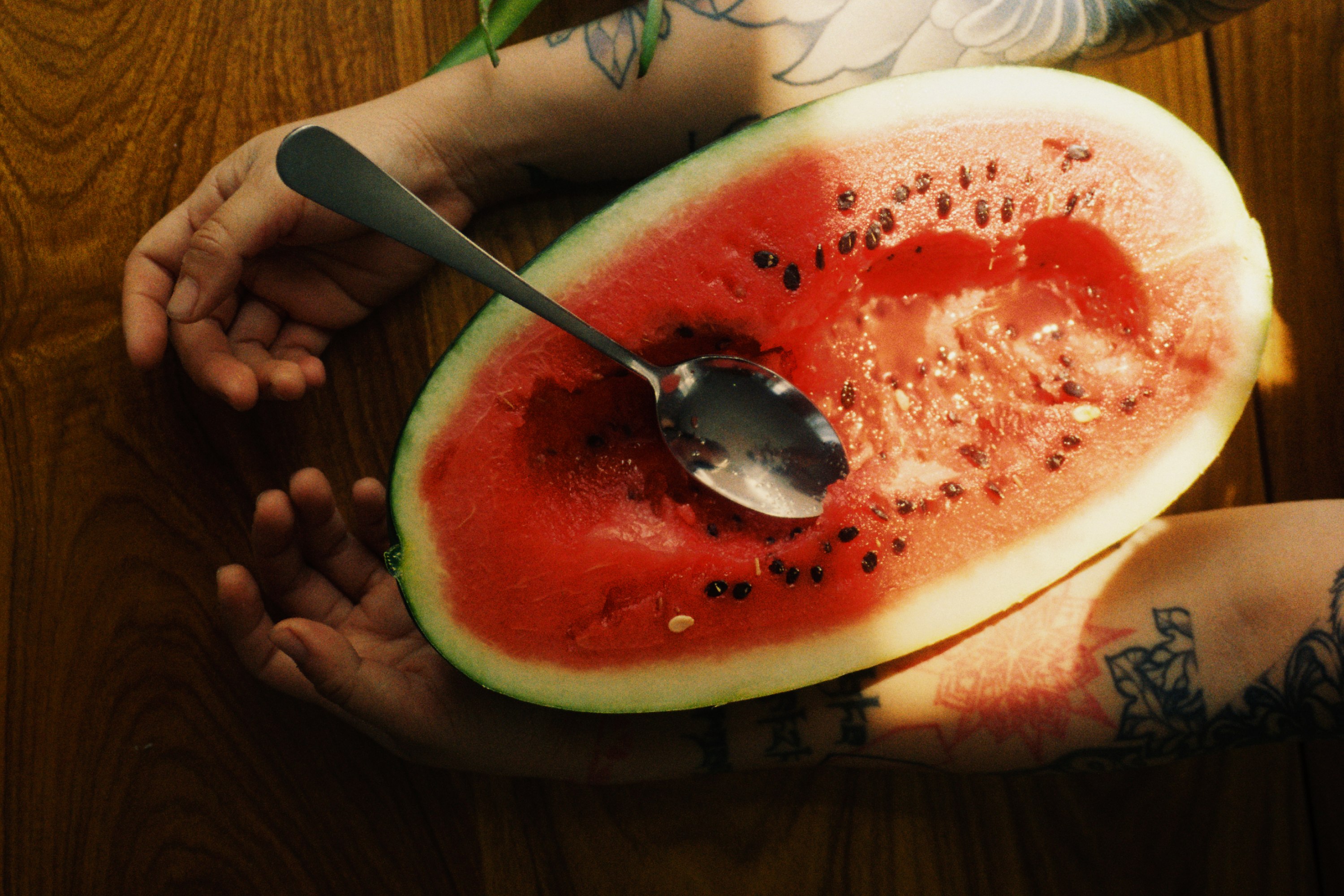 Lin Zhipeng | Saint Laurent サンローラン | YSL JA-JP