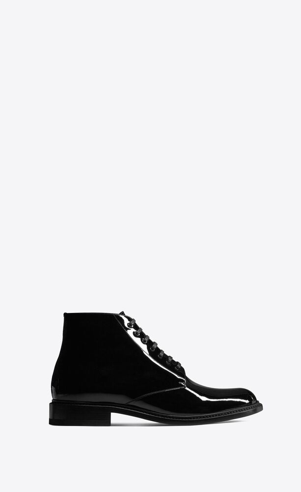 army laced boots in patent leather
