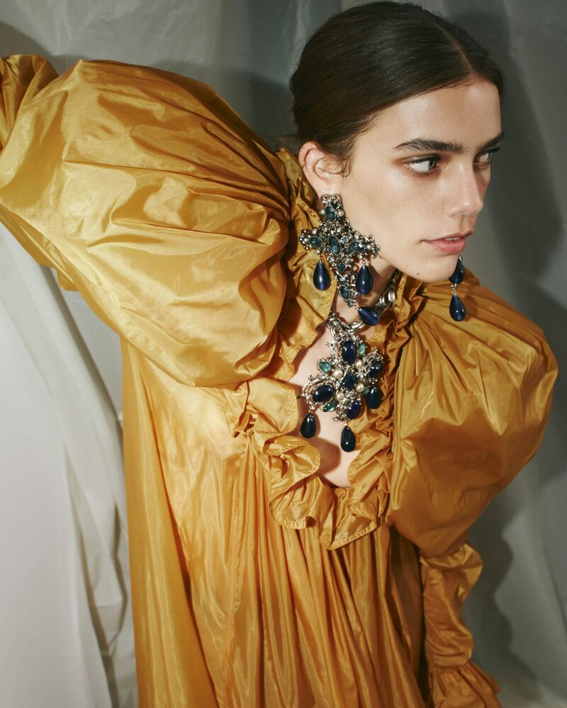 Looks > Women Summer 26 > Look 37