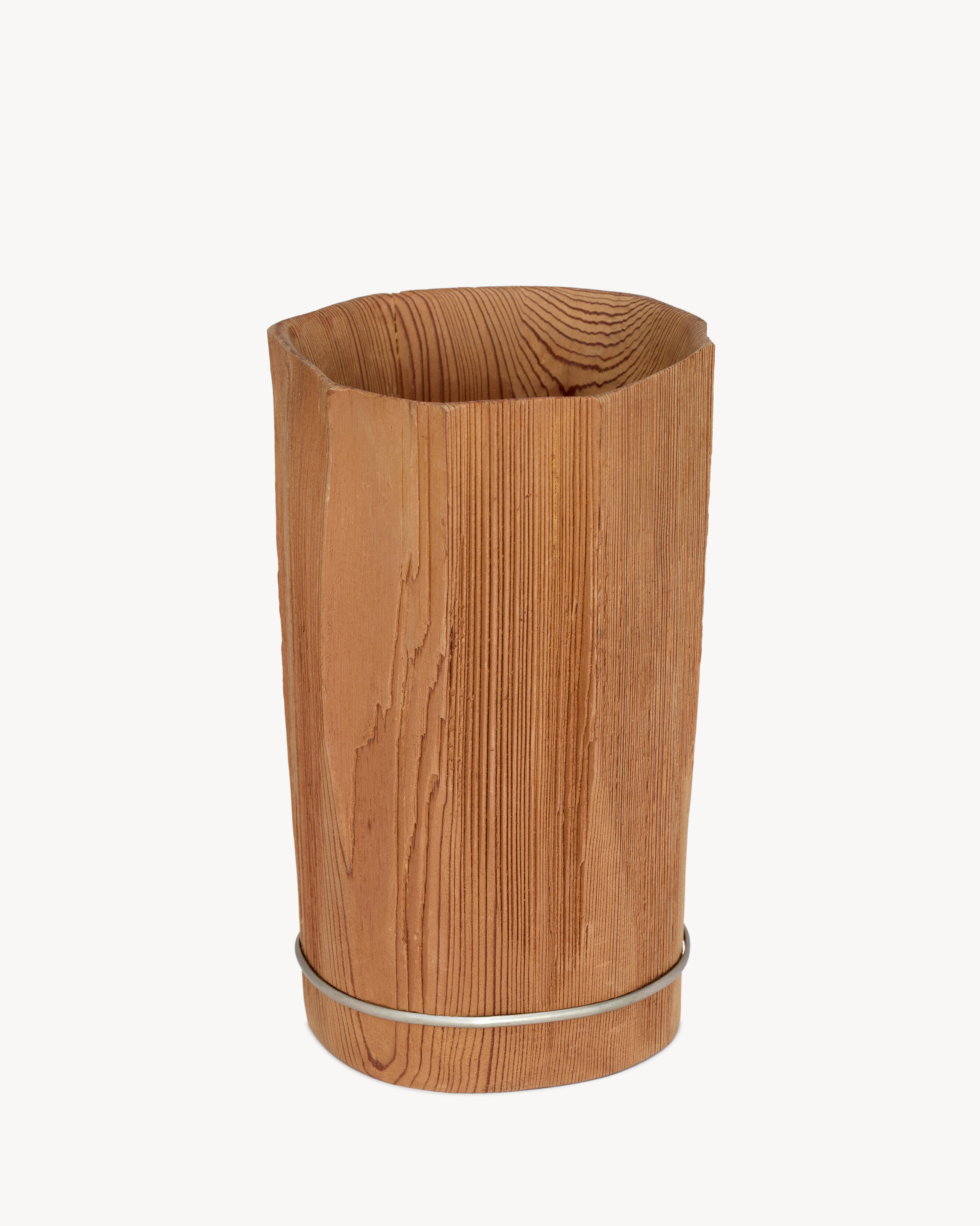 SHUJI NAKAGAWA YORISHIRO VASE IN WOOD