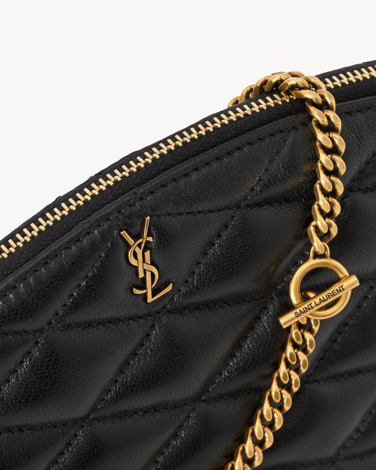 생로랑 양가죽 사드 파우치 810965AAAJU1000