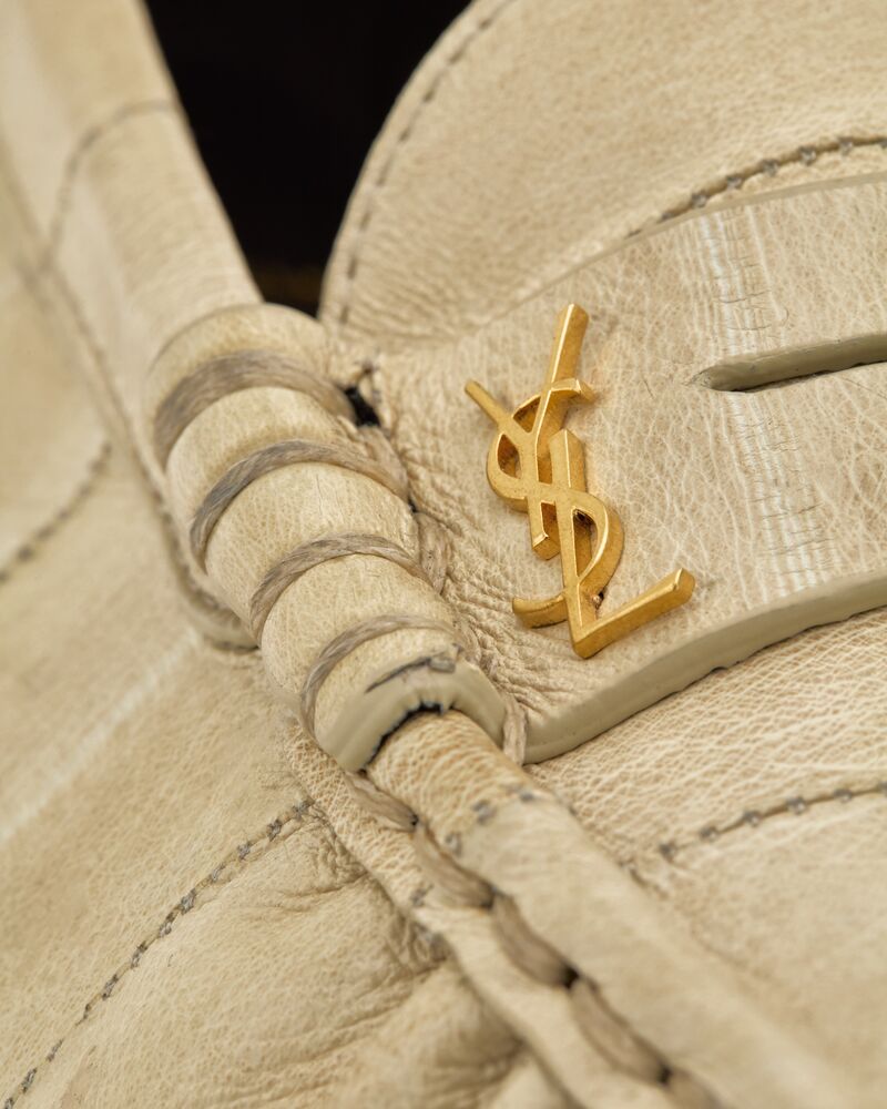 LE LOAFER supple in eel